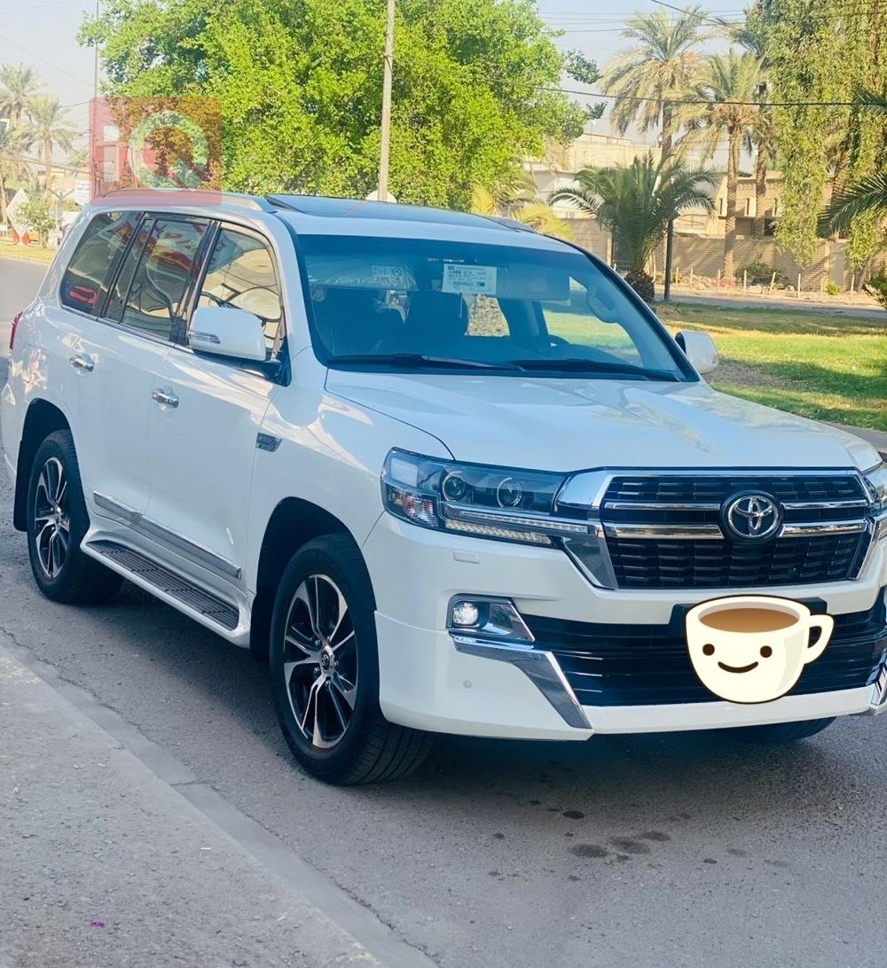 تويوتا لاندكروزر